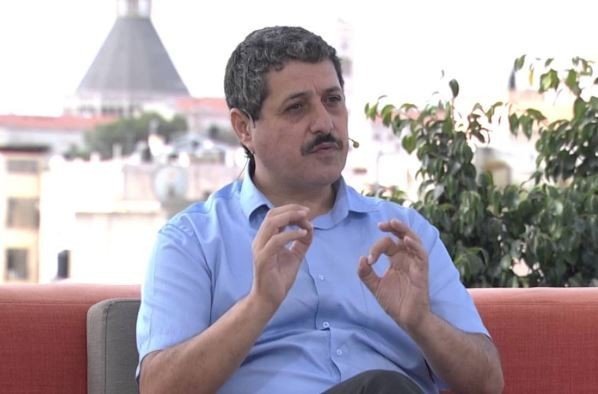يغادر جعفر فرح المستشفى اليوم بعد وعكةٍ صحّية وسلسلة فحوص، وهو متمسّكٌ بترشّحه للموقع الثاني في قائمة «الجبهة»