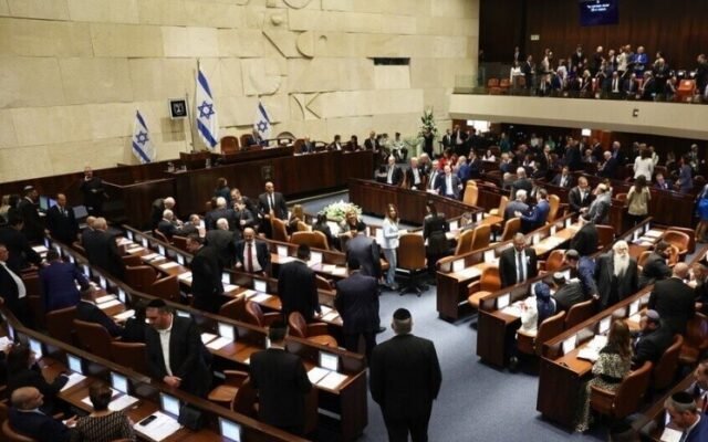 54.9% من ناخبي الليكود يرفضون التحالف مع سموتريتش وبن غفير