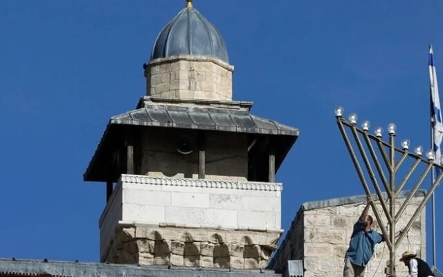 الأوقاف: سبعون يوماً من منع الأذان في المسجد الإبراهيمي بالخليل