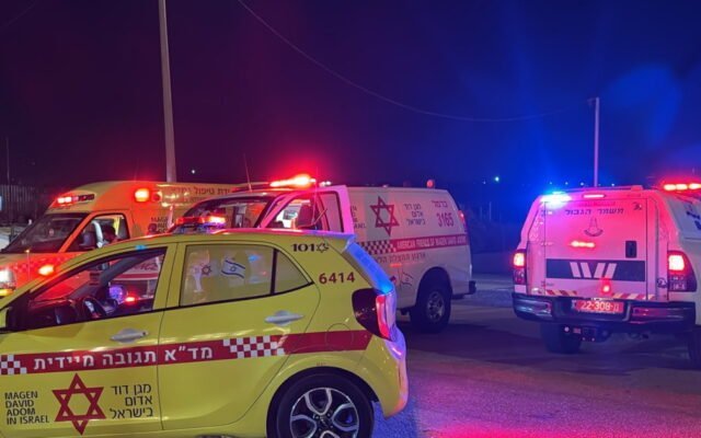 إصابة ثلاثة شبان بجروح متوسطة بحادثة إطلاق نار في كفر قاسم
