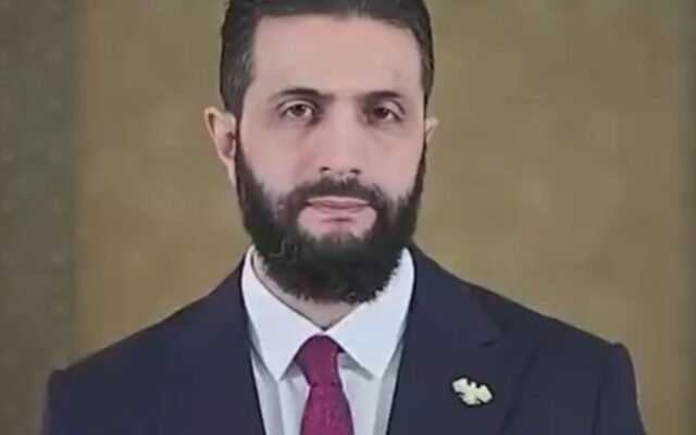 الرئيس السوري يدعو إسرائيل لتغيير سياساتها لضمان الاستقرار