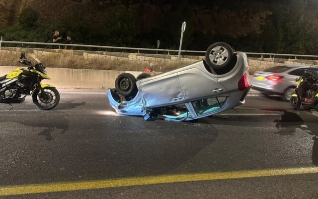 إصابة رجل بجروح متوسطة بانقلاب مركبة قرب الناصرة