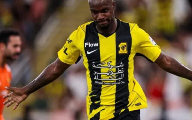 دوري روشن السعودي: الاتحاد يغلب النصر 2-1 بهدفَي إيلينيكينا ويُنزل بحامل اللقب أوّل خسارةٍ هذا الموسم