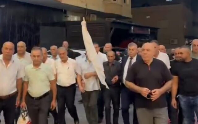 كفر مندا: عقد راية الصلح بين عائلتَي زيدان وضراغمة في قاعة «مسجد النور» بعد نحو ثلاثة أشهر على مقتل محمد موفق زيدان
