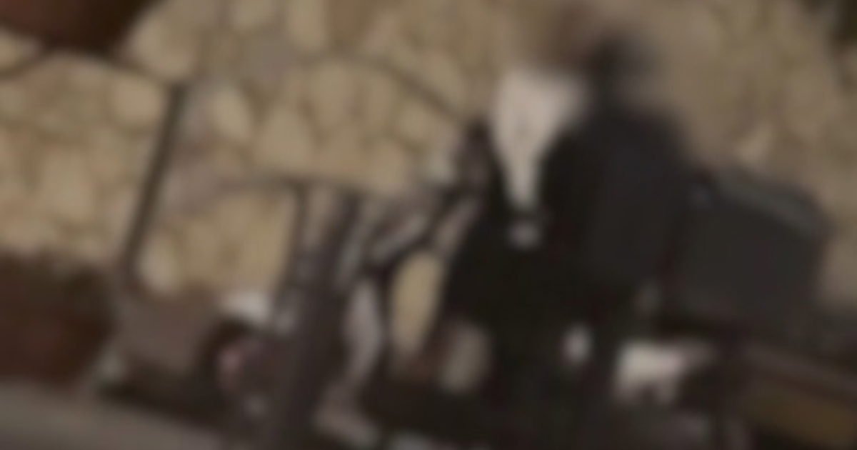 أعلنت الشرطة تقديم لائحة اتهامٍ ضدّ رجلٍ في الثلاثين من عمره من الناصرة، تنسب إليه ضلوعاً في عشرات صفقات الاتّ