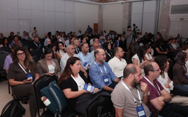مؤتمرٌ في القدس يضع مسوّدة الخطّة الخماسية المقبلة: غنايم يتحدّث عن شجاعةٍ مطلوبة، وطوافرة يصف السنة بالحاسمة، ونائبُ محافظ بنك إسرائيل يقيس أثر الخطط السابقة