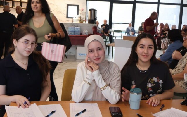 «جمعية السلام» في سخنين تفتتح موسماً جديداً من «شيخوخة فضلى»
