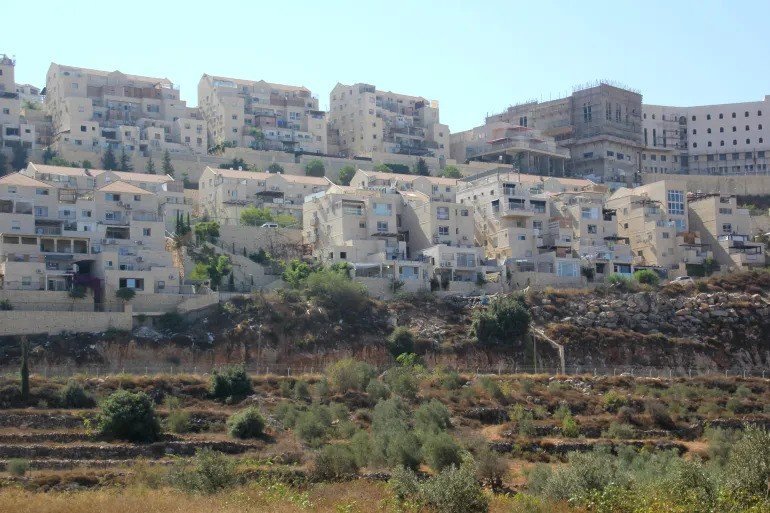 بيانٌ مشترك صدر عن وزراء خارجية ثماني دول — الأردن والإمارات وإندونيسيا وباكستان وتركيا والسعودية وقطر ومصر —