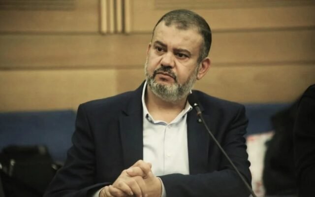 وليد طه: الشعارات المكرّرة لم تعد تكفي ونقاش السياسات أولى من توزيع صكوك الوطنية