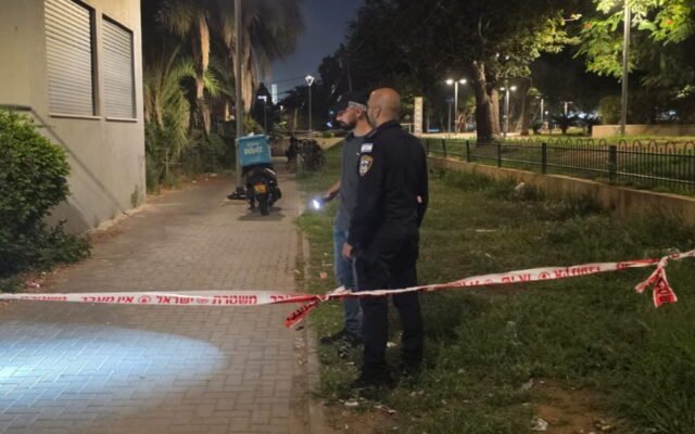 يافا: الشرطة تفتح تحقيقاً في طعنٍ بشارع «نحال هبسور» وإخلاء مصابٍ بجروحٍ خطيرة إلى «وولفسون»