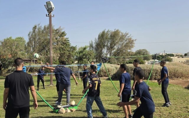مدرسة في عكا تنظم فعالية مشي لطلاب التواسع